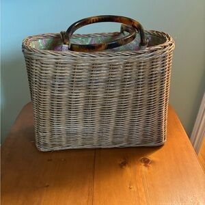 Kate spade vintage wicker purse with tortoise shell handles.